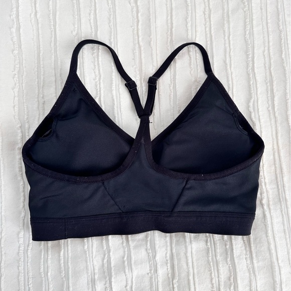 Nike Black Padded Sports Bra Size M - Picture 2 of 4